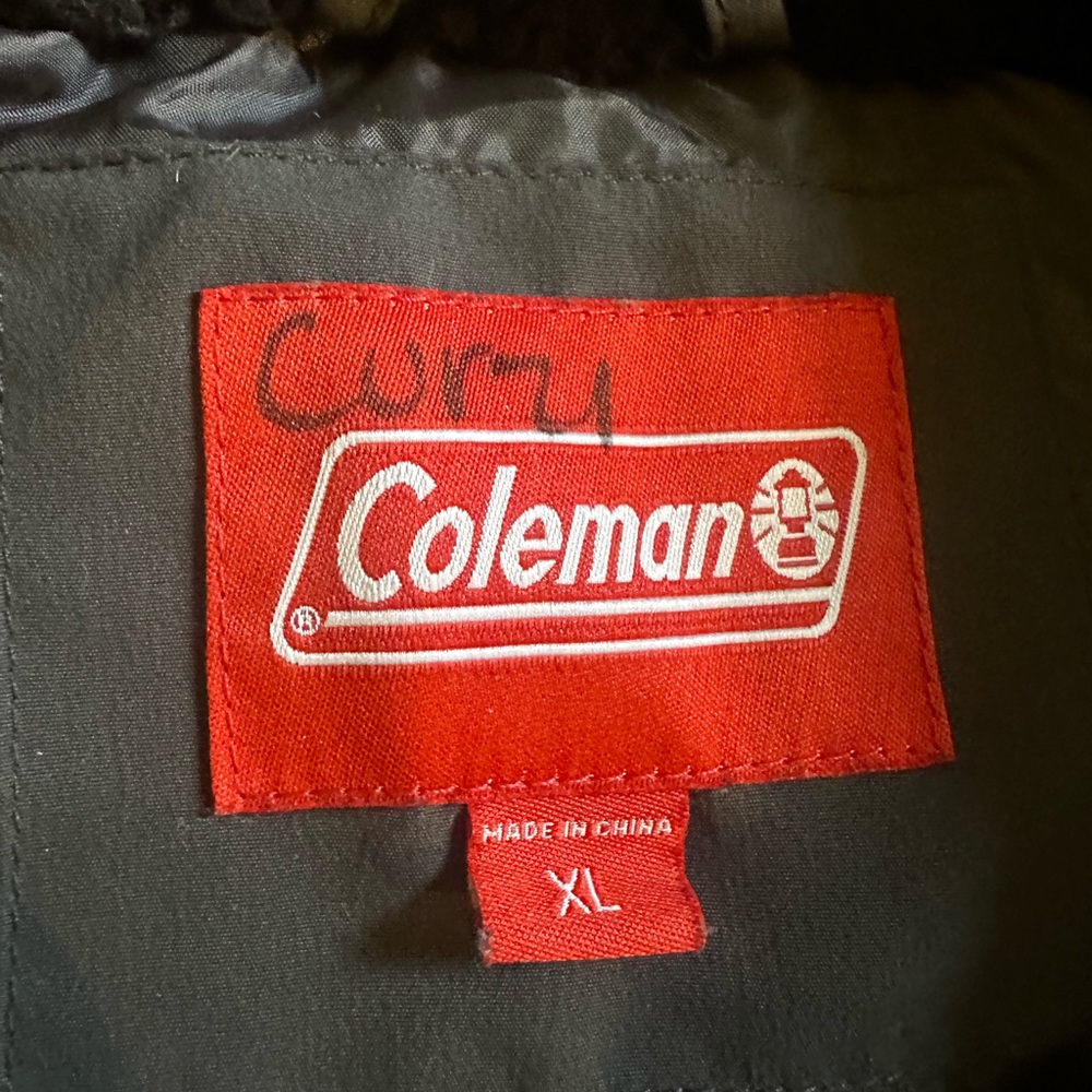 Coleman Gray and Black Puffer Vest, XL - Picture 6 of 9